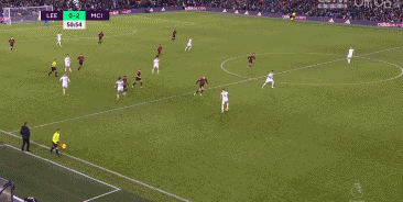 比萨vs克雷莫内塞：夸德拉多、恩佐拉首发，瓦尔迪、米卡伊尔-法耶出战