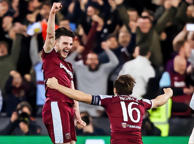 辽宁男篮连续两轮不敌广州龙狮，战绩止步杯赛，阵容调整和外援表现引发争议。